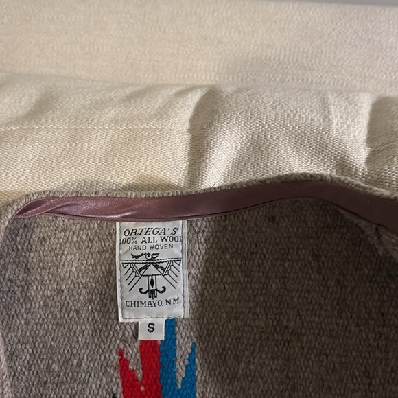 Ortega 100% all wool women’s Southwest’s vest - Picture 5 of 5